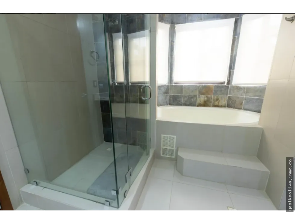 Venta de Residencia Costa Sur