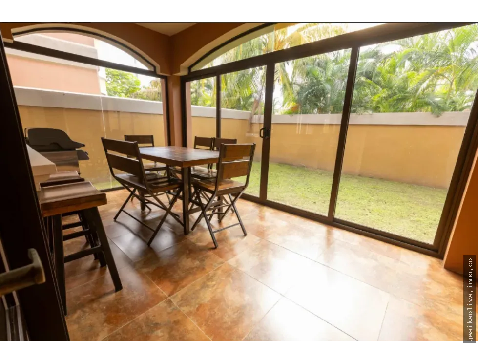 Venta de Residencia Costa Sur