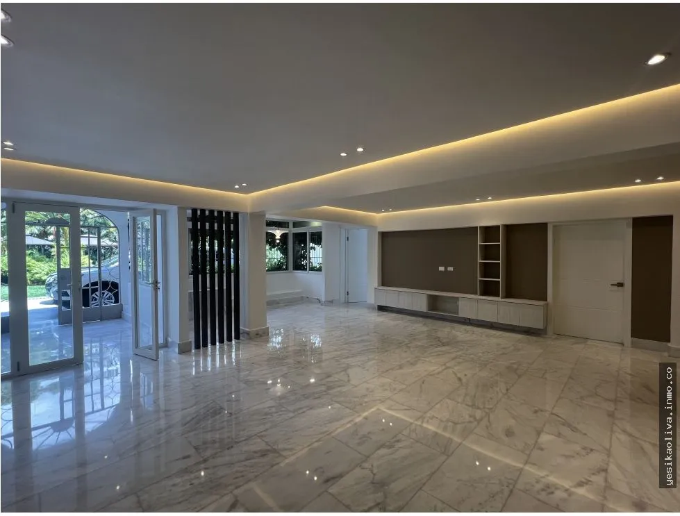 Venta de Residencial Altos del Golf