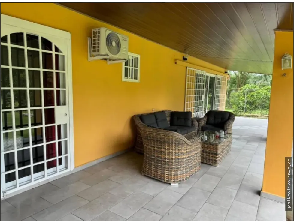 Residential Property Sale in Colón