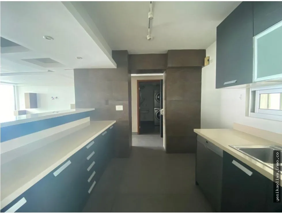 Apartment for Sale in Coco del Mar