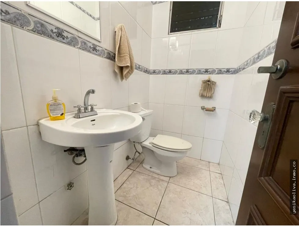 Alquiler de Casa Comercial en La Alameda