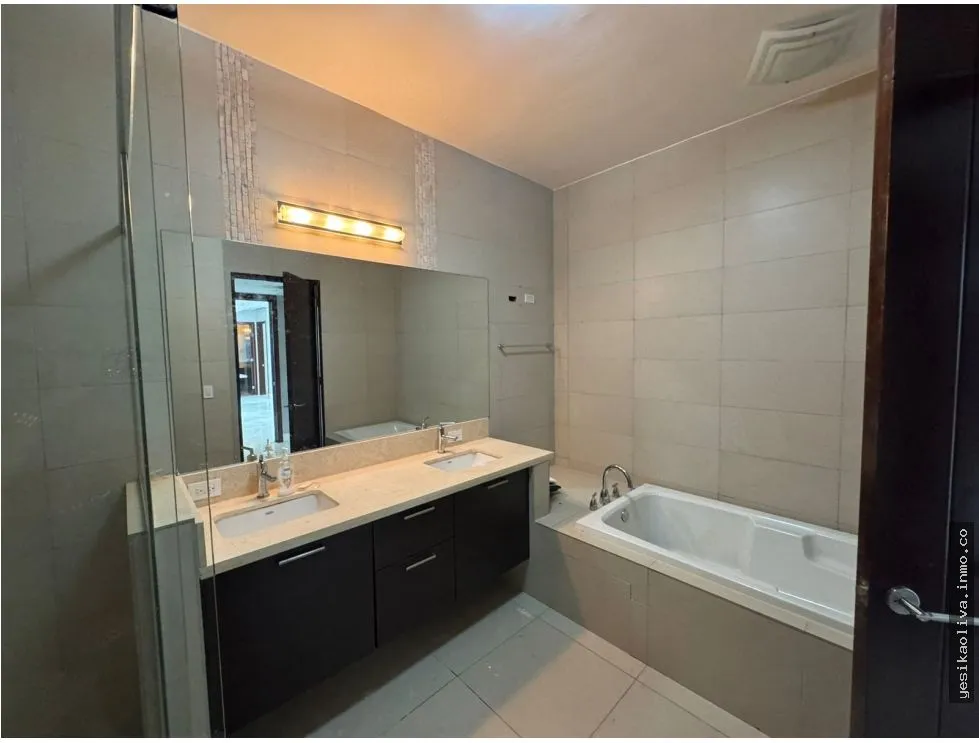 Venta de Apartamento en Punta Pacifica