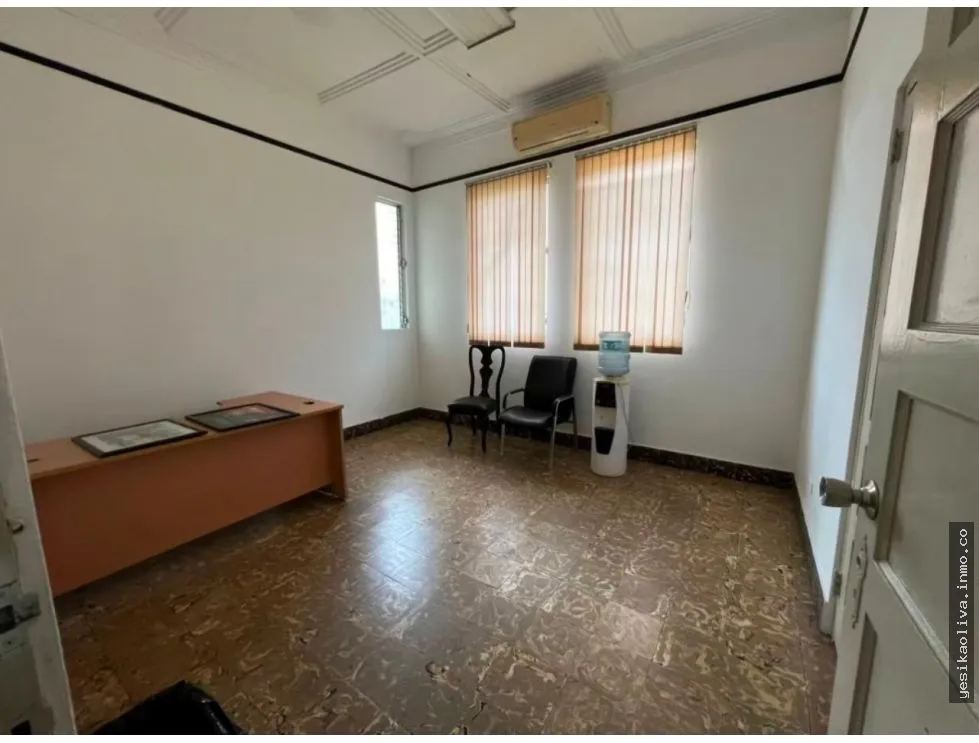 Commercial Space for Rent in Perejil, Calidonia
