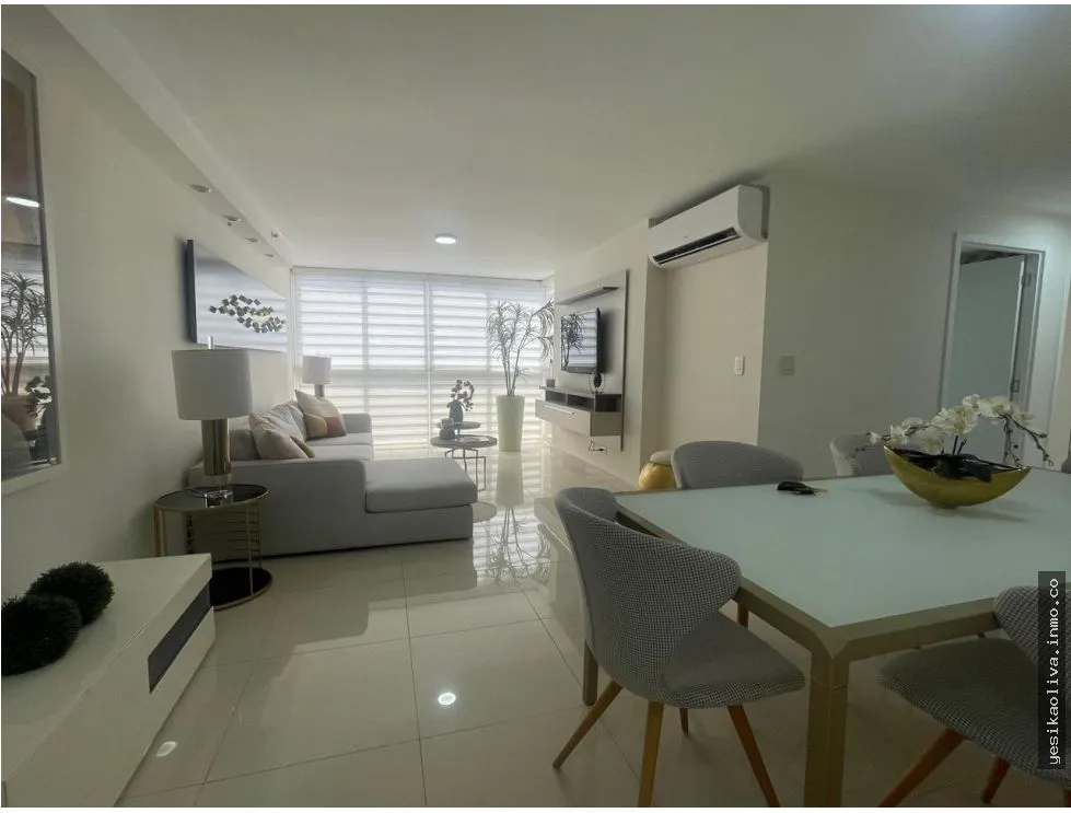 Venta de Apartamento en Condado Del Rey