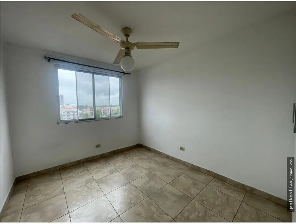 Venta de apartamento en Parque Lefevre