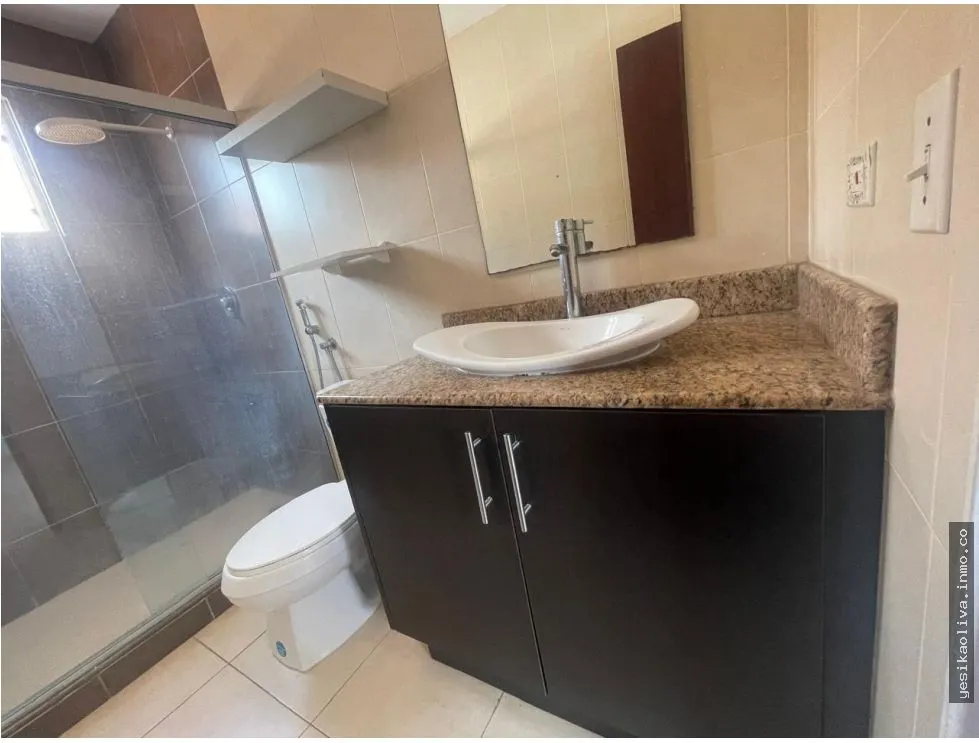 Venta de residencia en Brisas del Golf