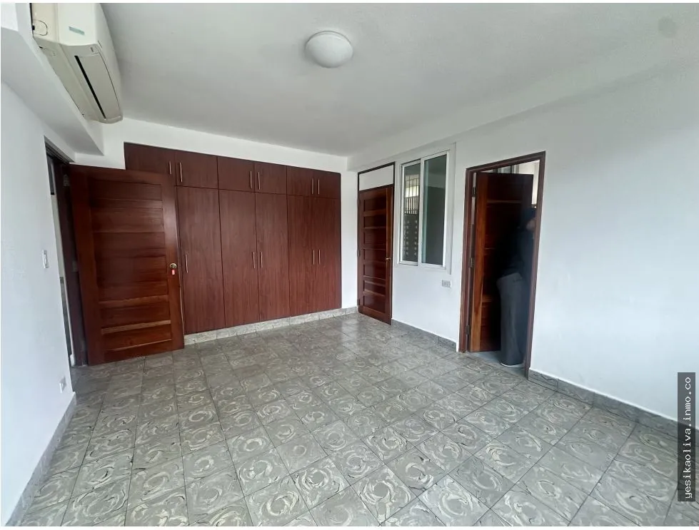 Apartment Rental on Vía Argentina
