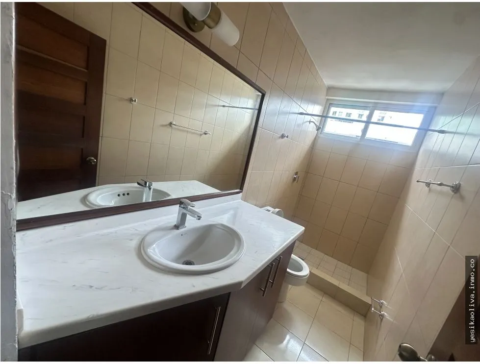 Apartment Rental on Vía Argentina
