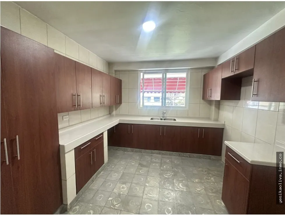 Apartment Rental on Vía Argentina
