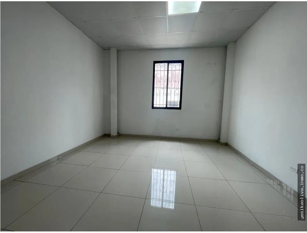bâtiment à 12 de Octubre à vendre