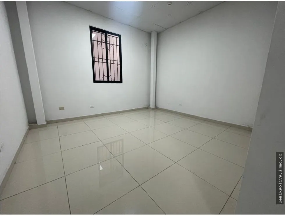 bâtiment à 12 de Octubre à vendre