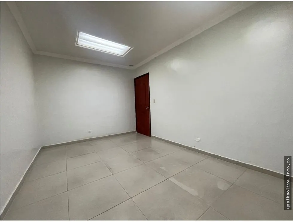 Office for Sale on Avenida Balboa