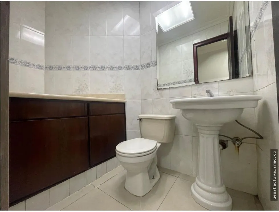 Office for Sale on Avenida Balboa