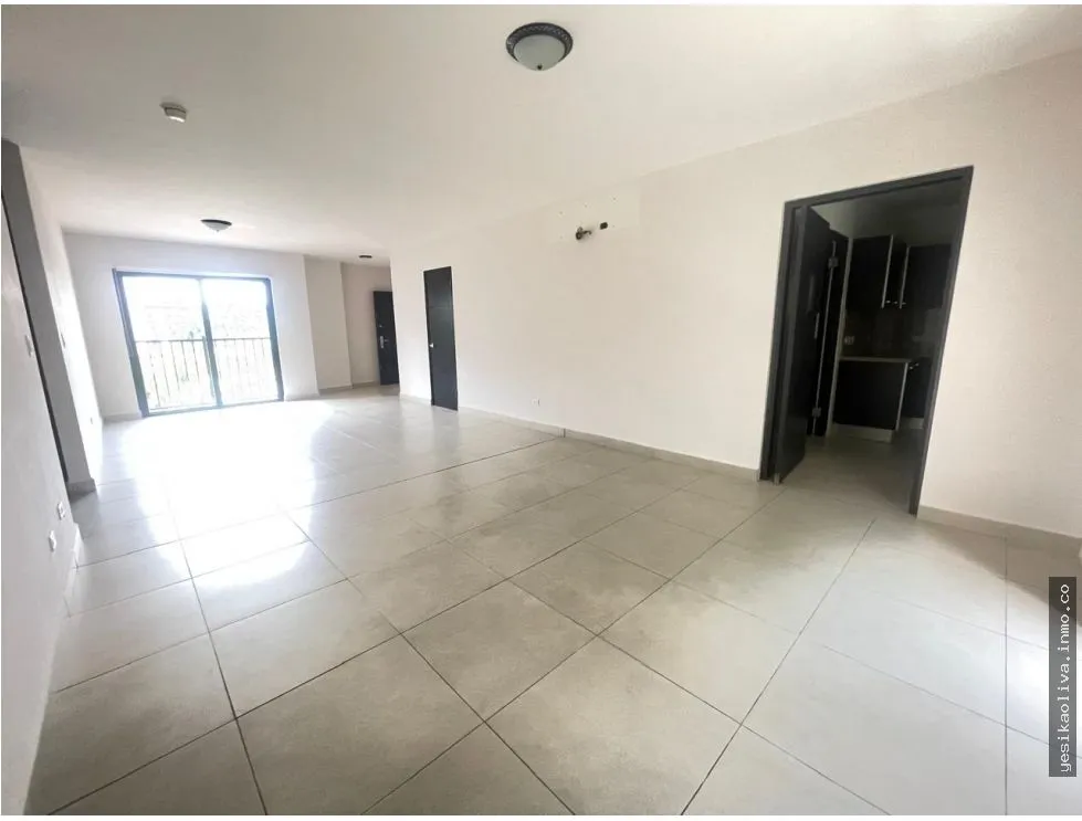 Venta de apartamento en Clayton, Ancón