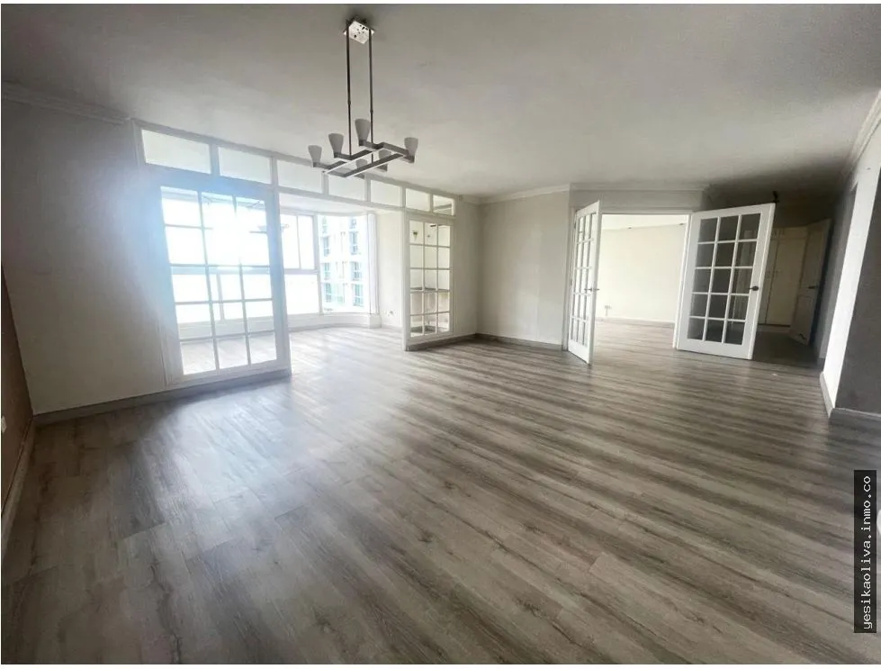 Venta de apartamento en Avenida Balboa
