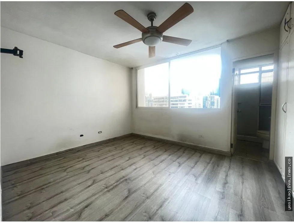 Venta de apartamento en Avenida Balboa