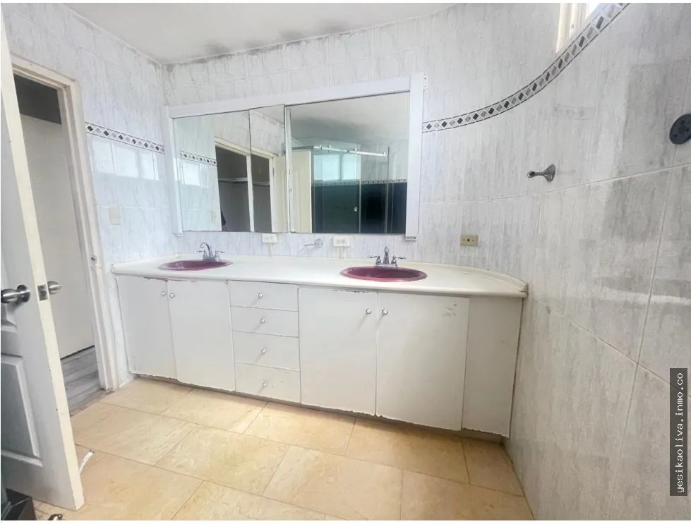 Venta de apartamento en Avenida Balboa