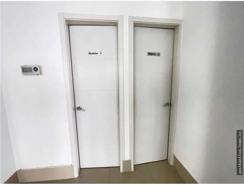 Office Rental on Avenida Balboa