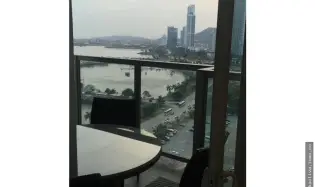 Alquiler de apartamento en Avenida Balboa