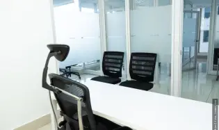 Office Rental on Avenida Balboa