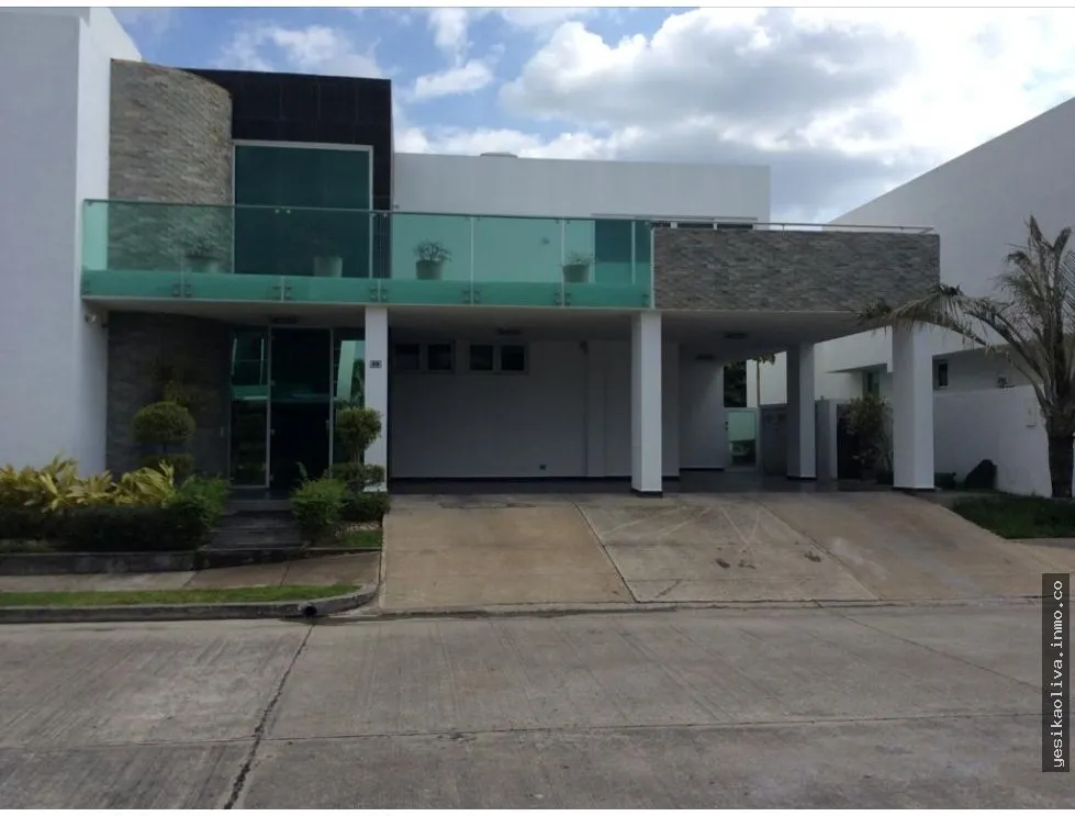 Venta o Alquiler de casa en Costa Sur