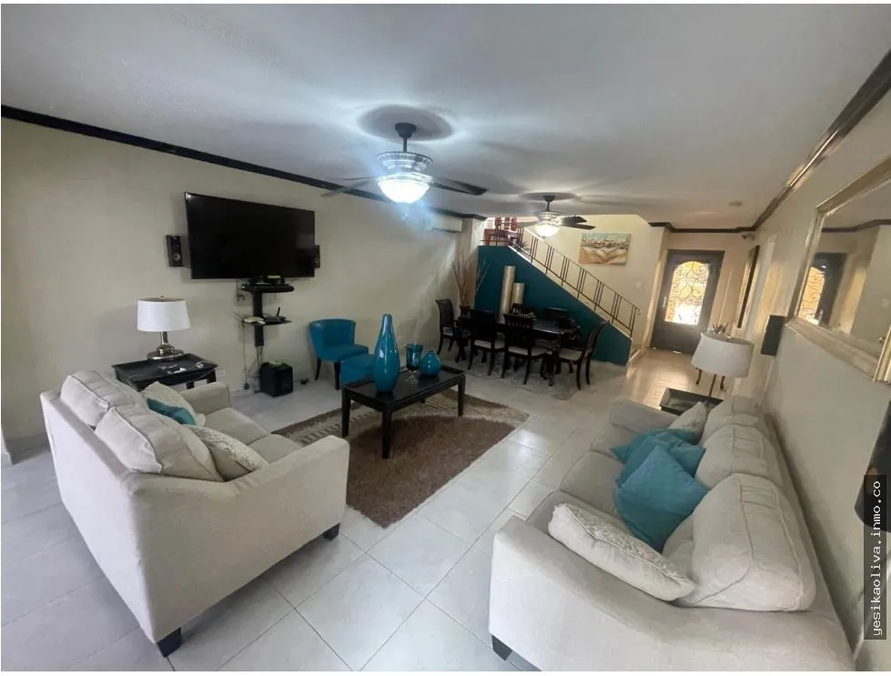 Venta de residencia en Brisas del Golf