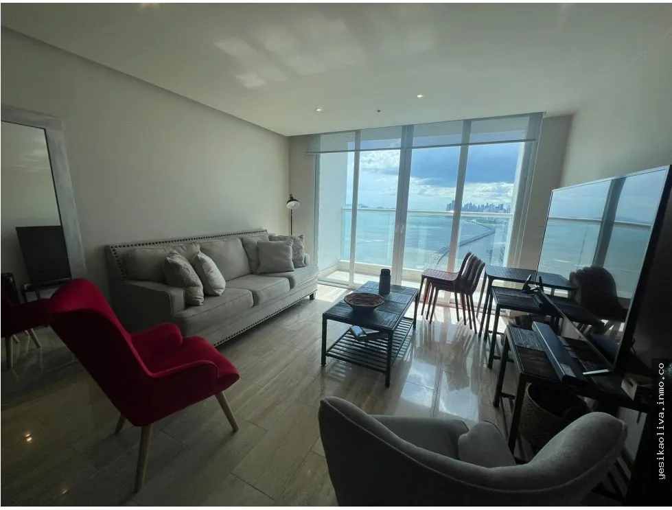 Alquiler de apartamento amoblado en Costa del Este
