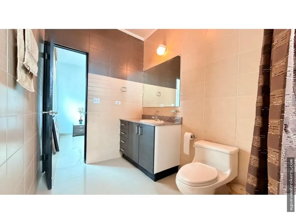 Venta o Alquiler de Apartamento en Obarrio.