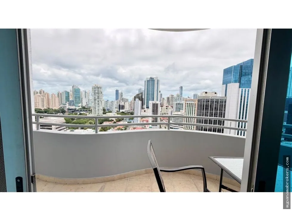 Venta o Alquiler de Apartamento en Obarrio.