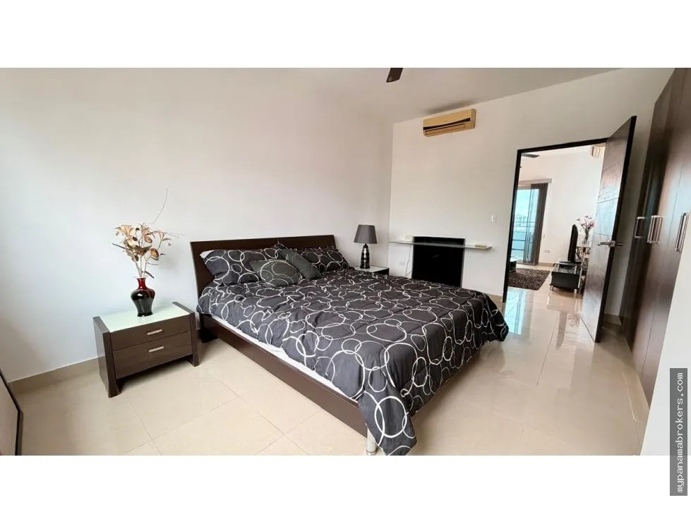 Venta o Alquiler de Apartamento en Obarrio.