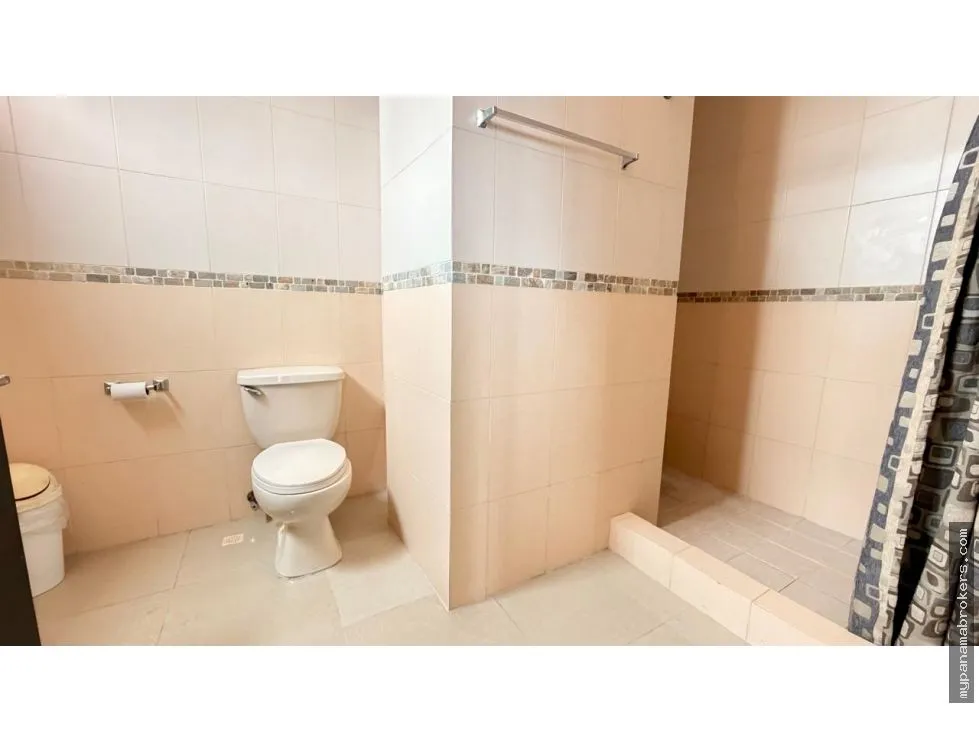 Venta o Alquiler de Apartamento en Obarrio.