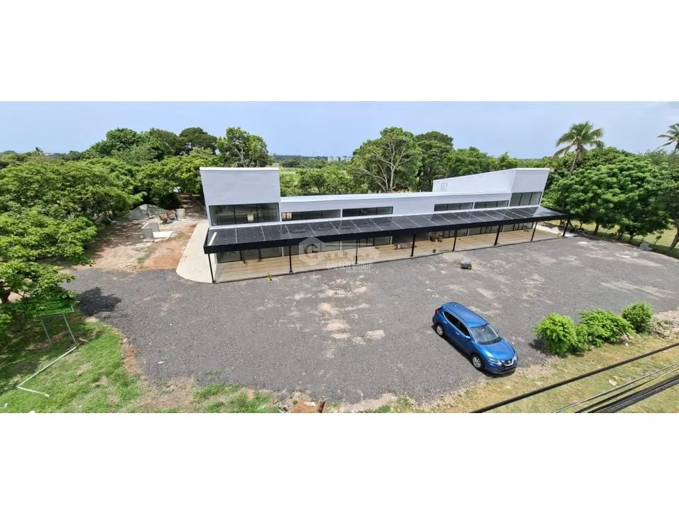 SE ALQUILA LOCAL COMERCIAL 120M EN SAN CARLOS SOBRE VIA ASFALTADA