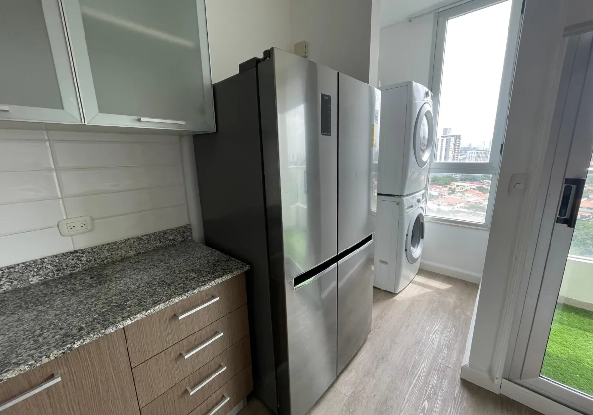 Se alquila apartamento super moderno y espectacular en El Carmen