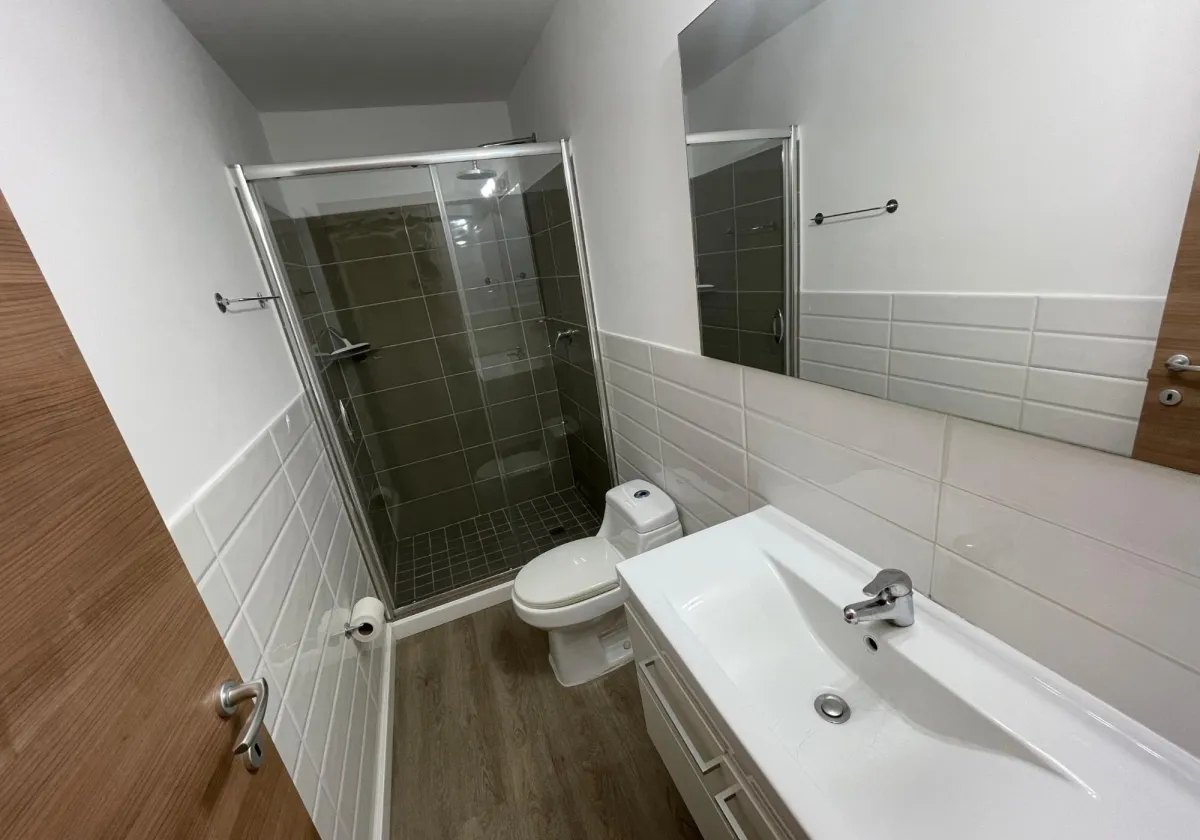 Se alquila apartamento super moderno y espectacular en El Carmen