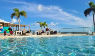 Excepcional propiedad frente al mar de 3 habitaciones en PH Ocean Waves