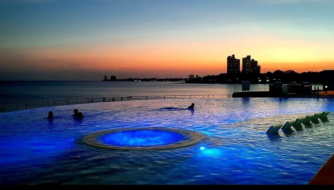 Excepcional propiedad frente al mar de 3 habitaciones en PH Ocean Waves