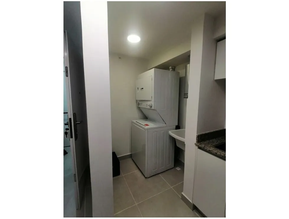 Alquiler de Apartamento Amoblado en Panamá Viejo Residences. LM