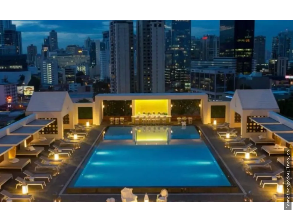 Apartment for Sale on Avenida Balboa
