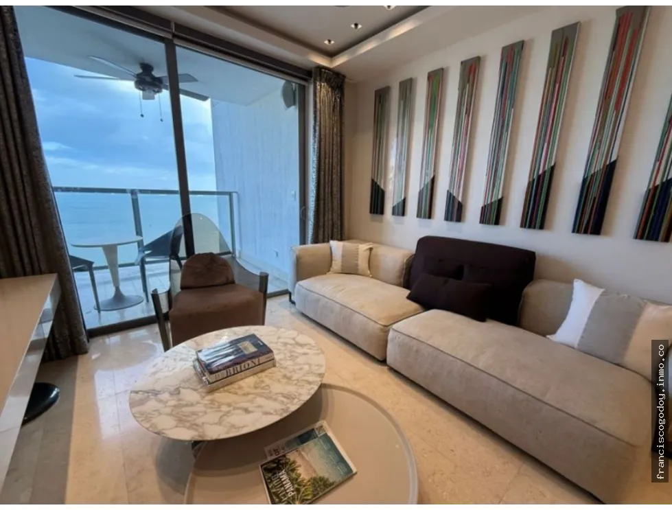 Apartment for Sale on Avenida Balboa
