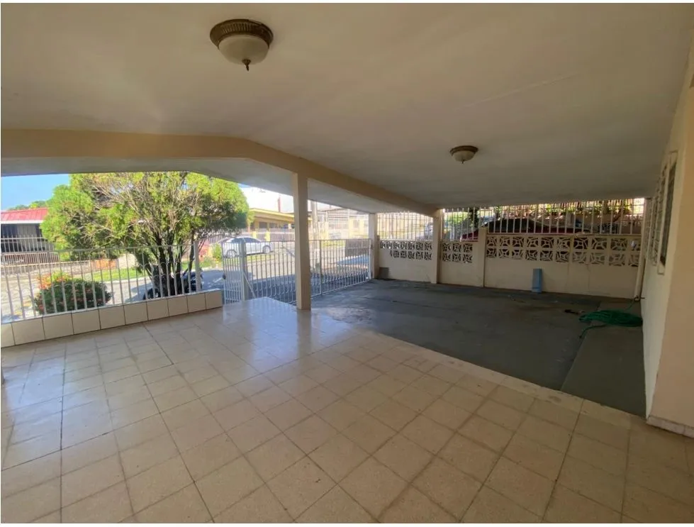 Maison unifamiliale à Rio Abajo à vendre