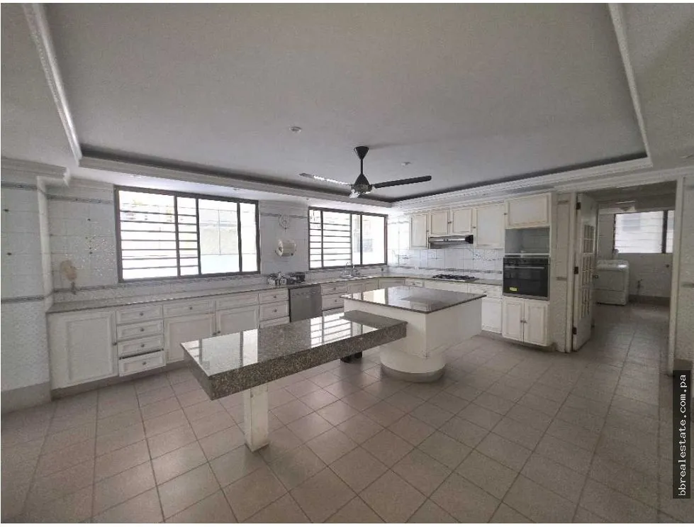 Apartment for Sale in PH MARESIAS, Paitilla