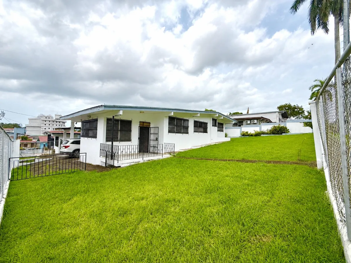 Venta de casa en Bethania Calle 74 Área comercial