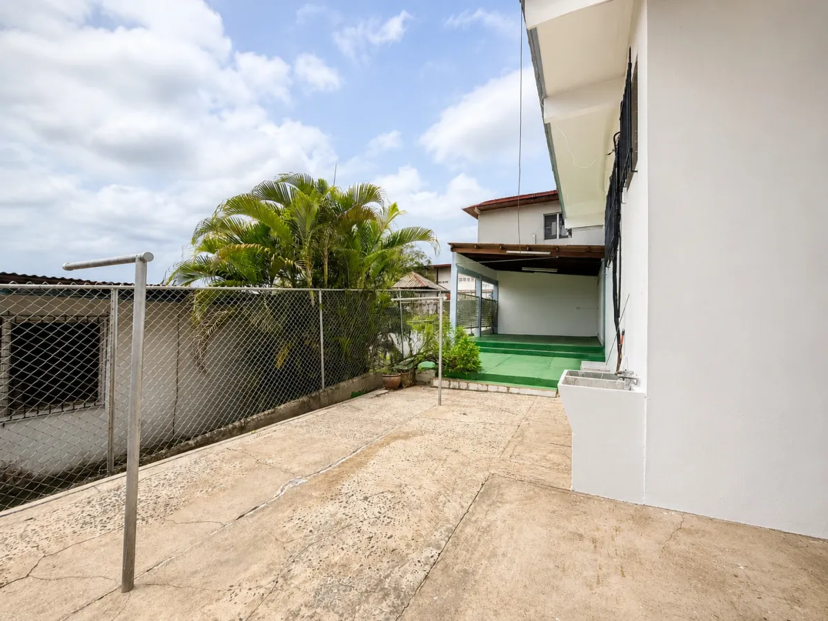 Venta de casa en Bethania Calle 74 Área comercial
