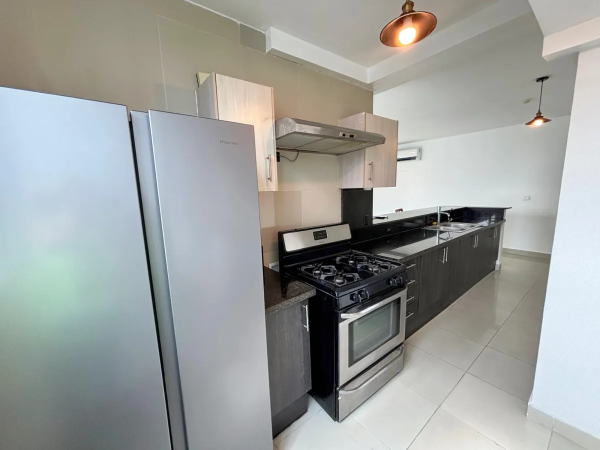 Apartment for rent (Only appliances included)