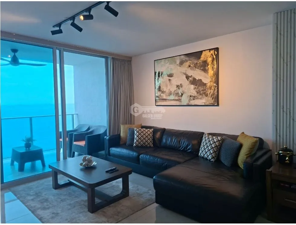 SE VENDE APARTAMNETO AVE. BALBOA H2O ON THE OCEAN 96M VISTA AL MAR