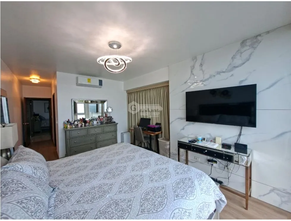 SE VENDE APARTAMNETO AVE. BALBOA H2O ON THE OCEAN 96M VISTA AL MAR