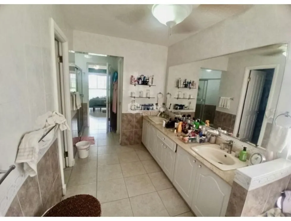 SE ALQUILA CASA COSTA DEL ESTE COSTA AZUL 450M 3 HABITACIONES 2PISOS