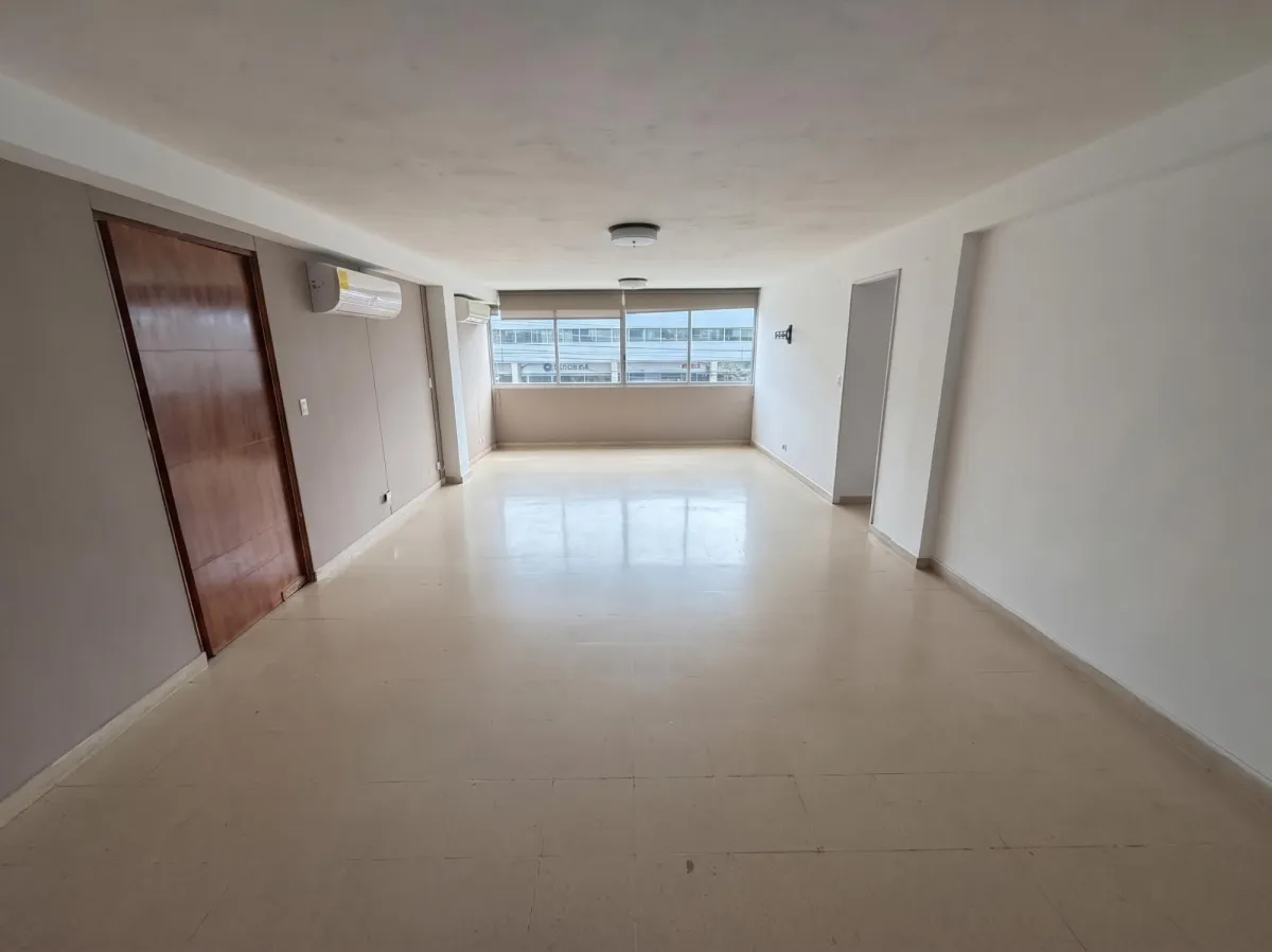 Apartment for sale in San Francisco (Via Porras)