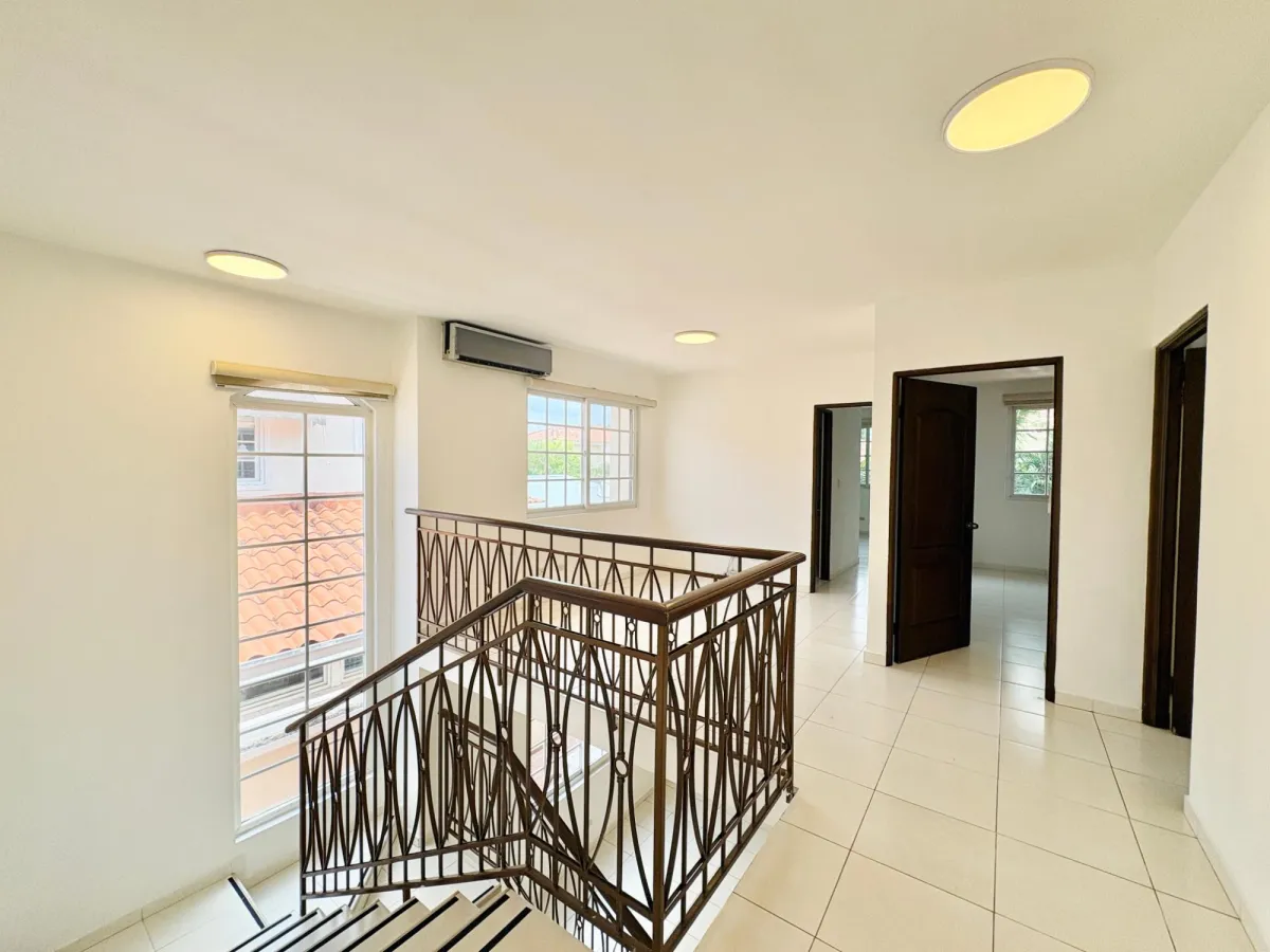 Casa en Alquiler en Costa Sur - PH Villa Valencia